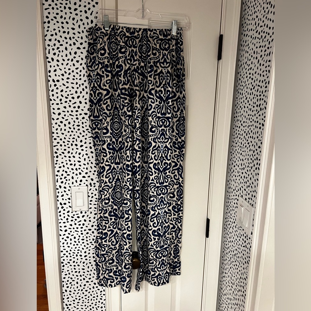 Zara Patterned Set - Picture 6 of 9